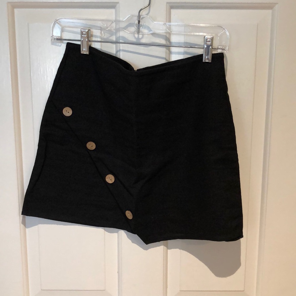 Asymmetrical linen mini skirt